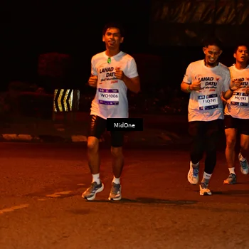 Runner Photo 7706715