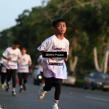 Runner Photo 7706716