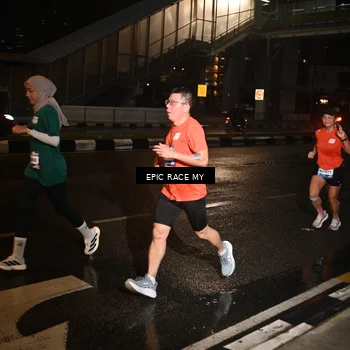 Runner Photo 7706724