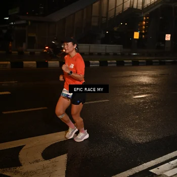 Runner Photo 7706727