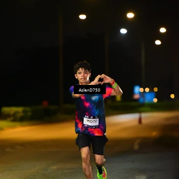 Runner Photo 7706729