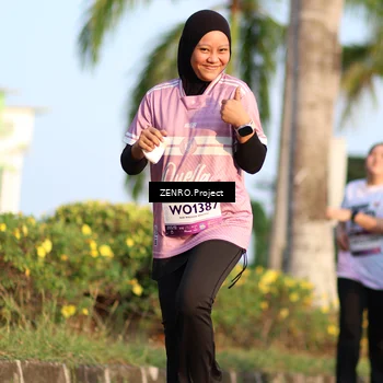 Runner Photo 7706737