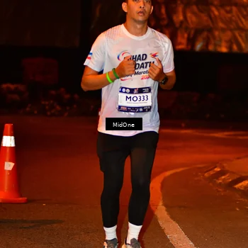 Runner Photo 7706740