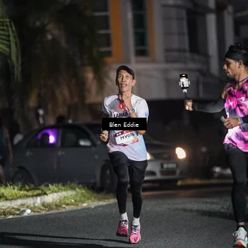 Runner Photo 7706753