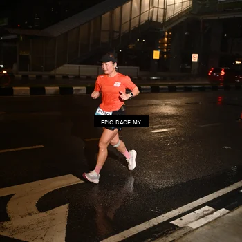 Runner Photo 7706762