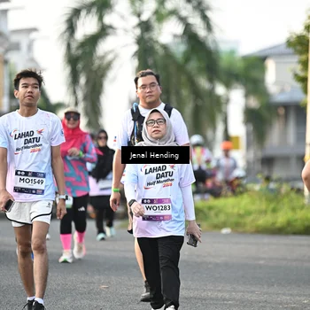Runner Photo 7706769