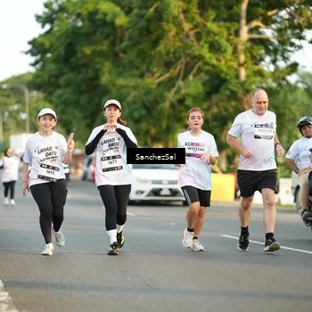 Runner Photo 7706784