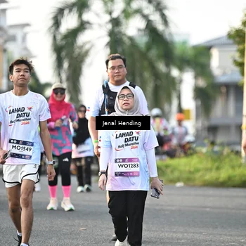 Runner Photo 7706786