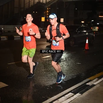 Runner Photo 7706805
