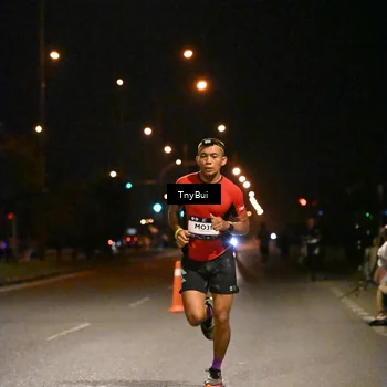 Runner Photo 7706808