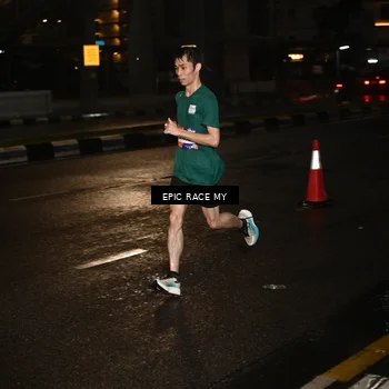 Runner Photo 7706820