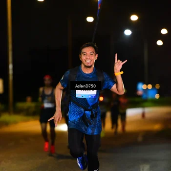 Runner Photo 7706845