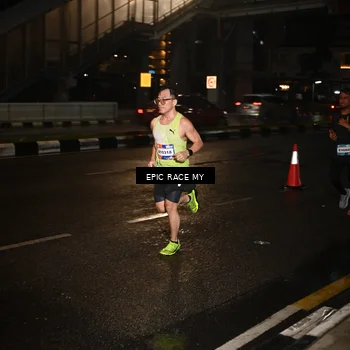 Runner Photo 7706847