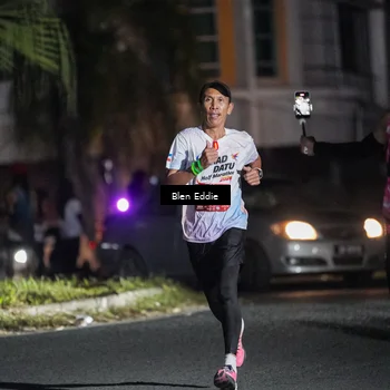 Runner Photo 7706854