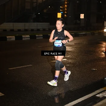Runner Photo 7706876