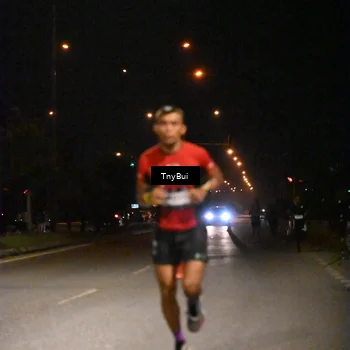 Runner Photo 7706878