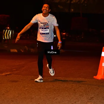 Runner Photo 7706899