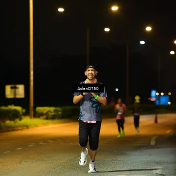 Runner Photo 7706904