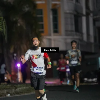 Runner Photo 7706905