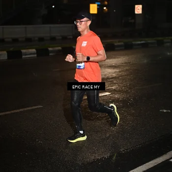 Runner Photo 7706909