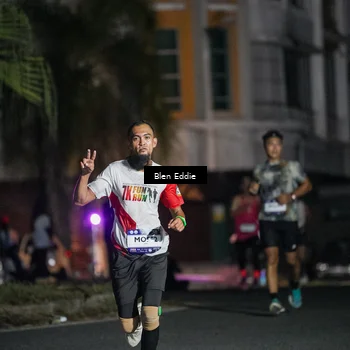 Runner Photo 7706919