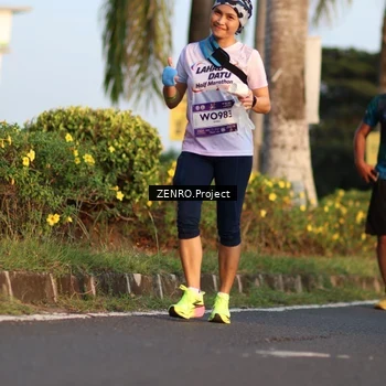 Runner Photo 7706950
