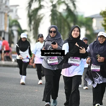 Runner Photo 7706959
