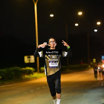 Runner Photo 7706962