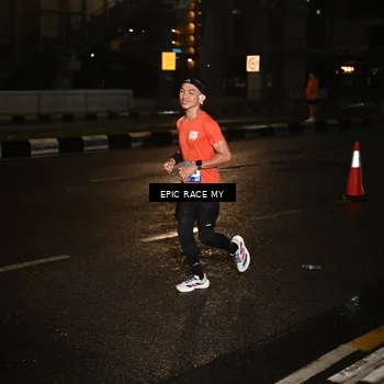 Runner Photo 7706963