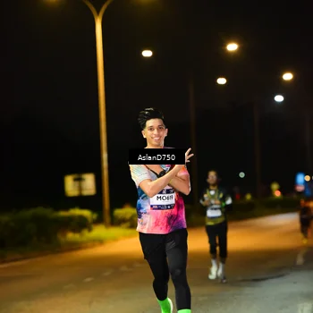 Runner Photo 7706969