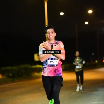 Runner Photo 7706972