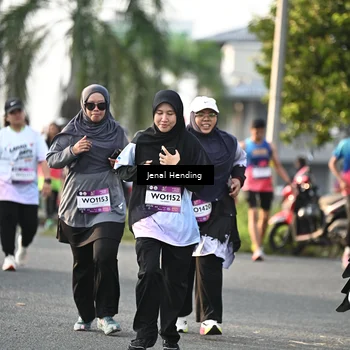 Runner Photo 7706983