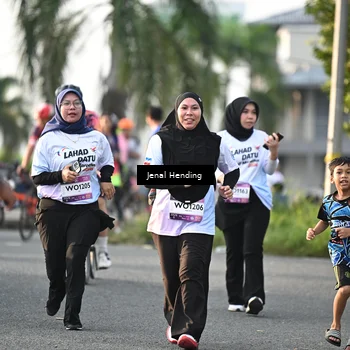 Runner Photo 7706991