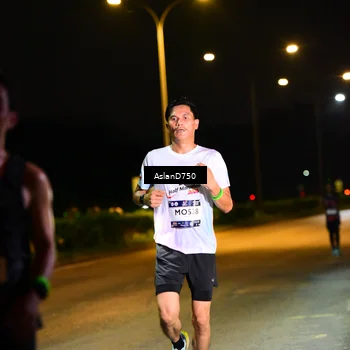 Runner Photo 7707045