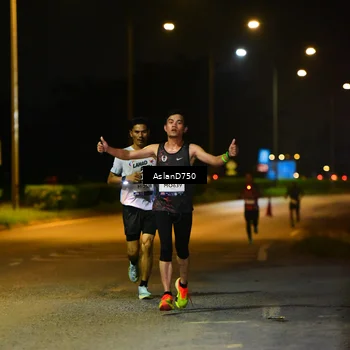 Runner Photo 7707053