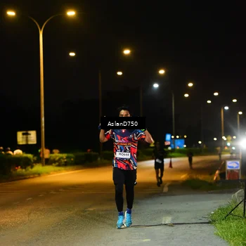 Runner Photo 7707057