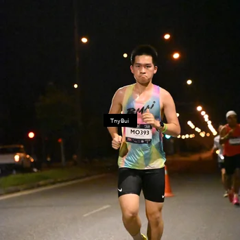 Runner Photo 7707085