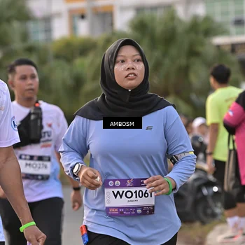 Runner Photo 7707086