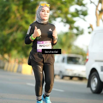 Runner Photo 7707090