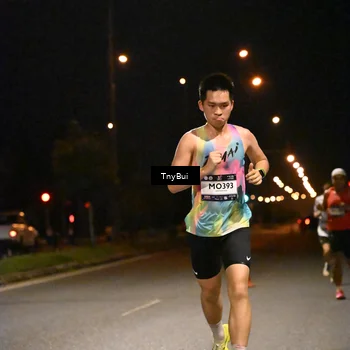 Runner Photo 7707096