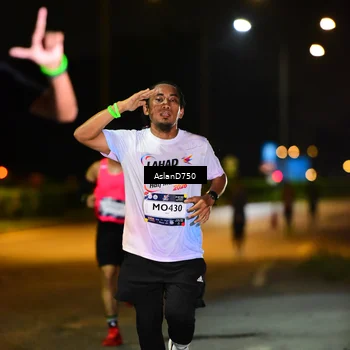 Runner Photo 7707101