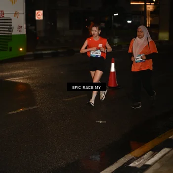 Runner Photo 7707103