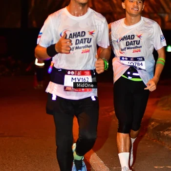 Runner Photo 7707105