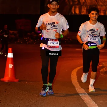 Runner Photo 7707113