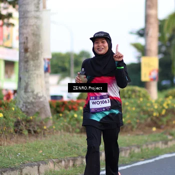 Runner Photo 7707120