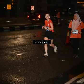 Runner Photo 7707121