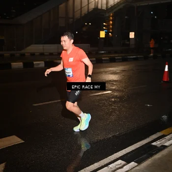 Runner Photo 7707125