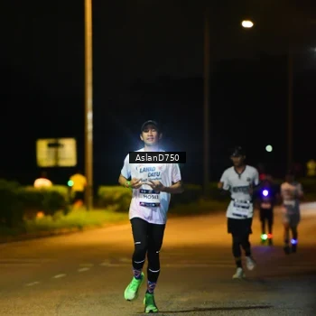 Runner Photo 7707131