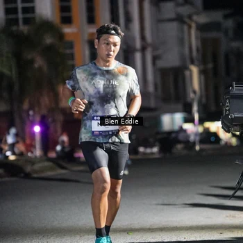 Runner Photo 7707163