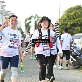 Runner Photo 7707166